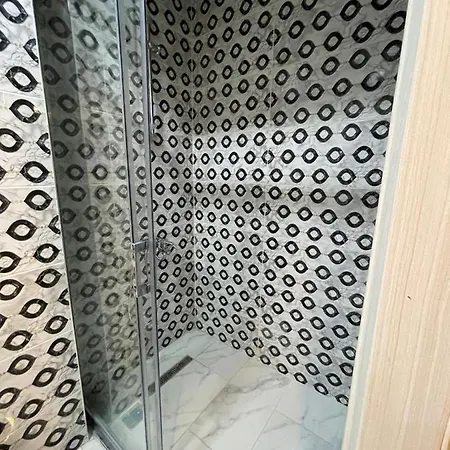 Uemraniye Esenkent Des * איסטמבול